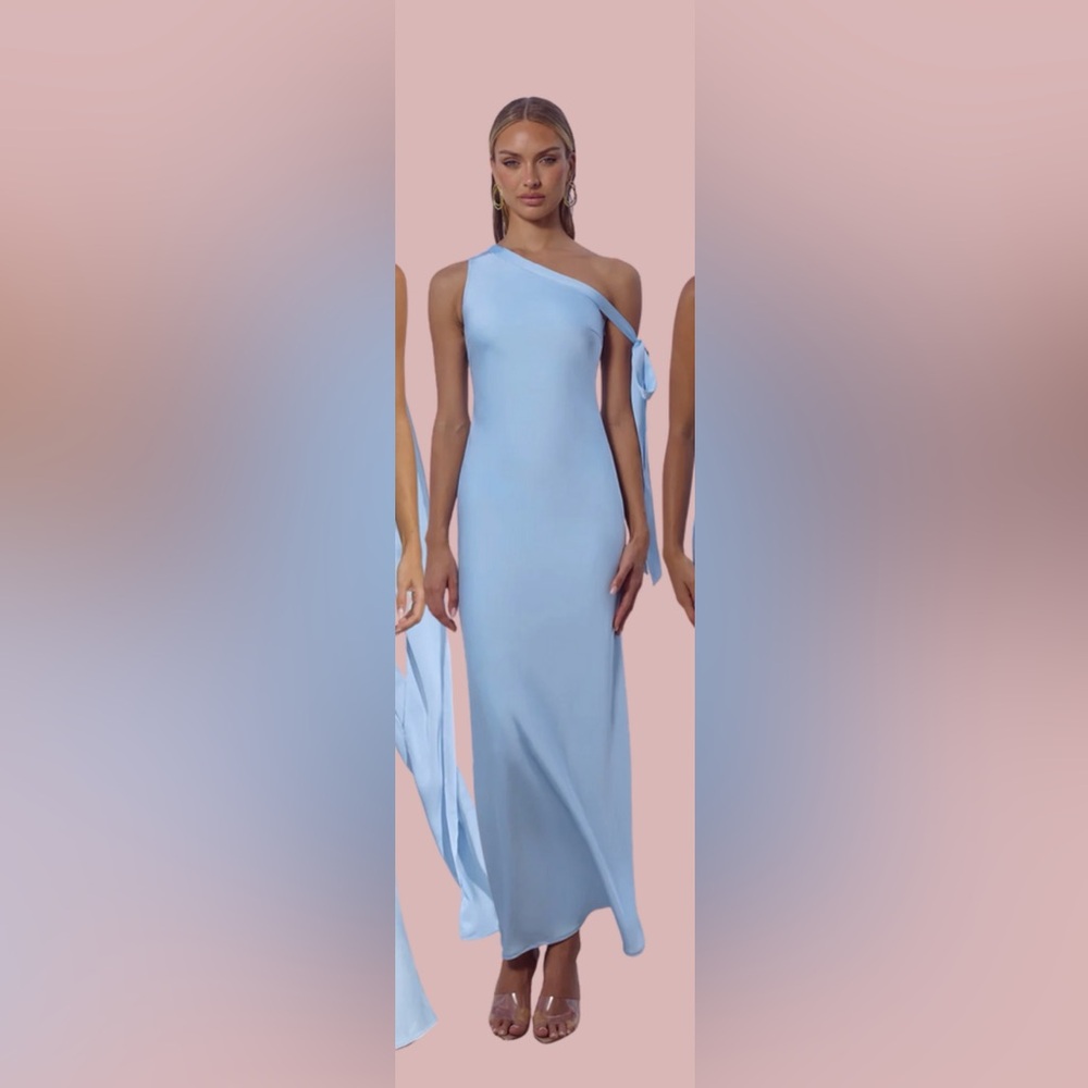 Runaway the Label Viola Maxi Dress Sky Blue - New with tags!